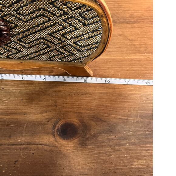 Vintage Woven Wooden Box Purse with Flower Detail and Wicker Panels - Picture 10 of 10